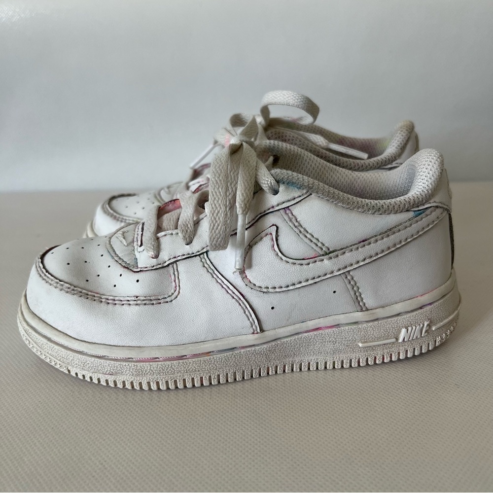 Nike Air Force Sneakers